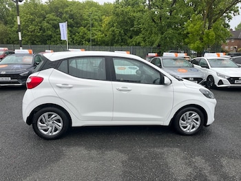 Used Hyundai i10 2022 for sale - 78628669: Photo