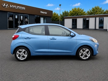 Used Hyundai i10 2023 for sale - 78888085: Photo