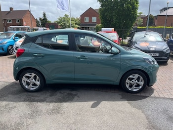 Used Hyundai i10 2023 for sale - 78632767: Photo