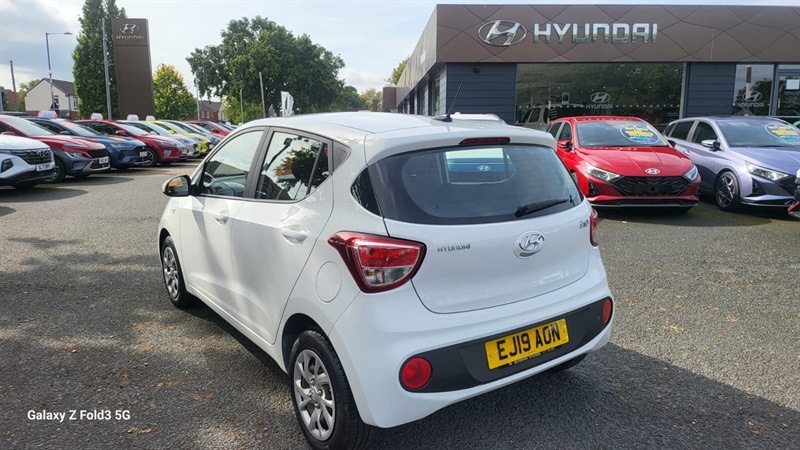 Used Hyundai i10 2019 for sale - 76093116: Photo 10