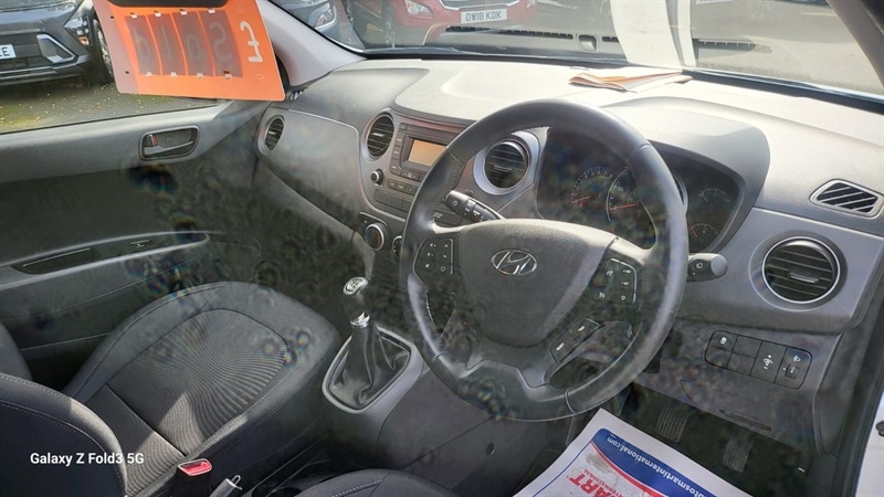 Used Hyundai i10 2019 for sale - 76093116: Photo 14
