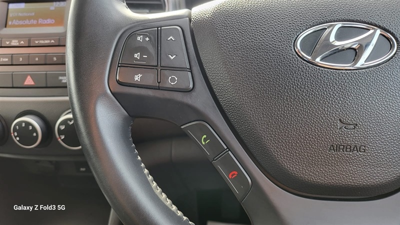 Used Hyundai i10 2019 for sale - 76093116: Photo 18