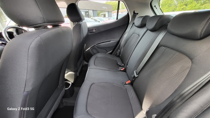 Used Hyundai i10 2019 for sale - 76093116: Photo 32