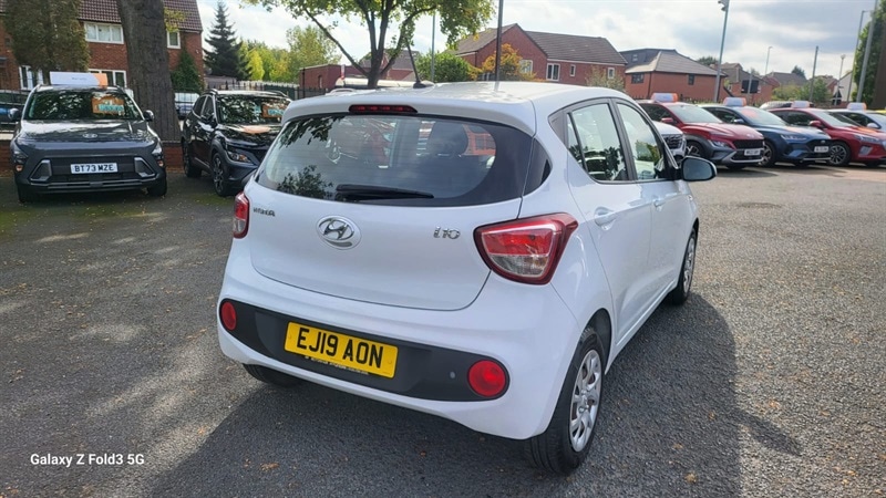 Used Hyundai i10 2019 for sale - 76093116: Photo 8