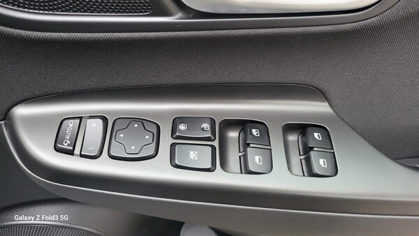 Used Hyundai KONA 2021 for sale - 76197418: Photo 5