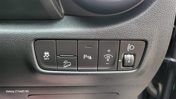 Used Hyundai KONA 2021 for sale - 76197418: Photo 6
