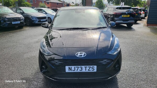 Used Hyundai i10 2023 for sale - 75277804: Photo 2