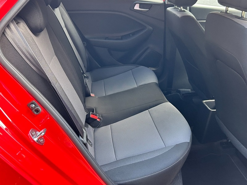 Used Hyundai i20 2019 for sale - 76057230: Photo 16