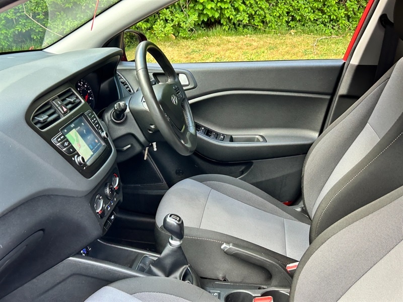 Used Hyundai i20 2019 for sale - 76057230: Photo 23