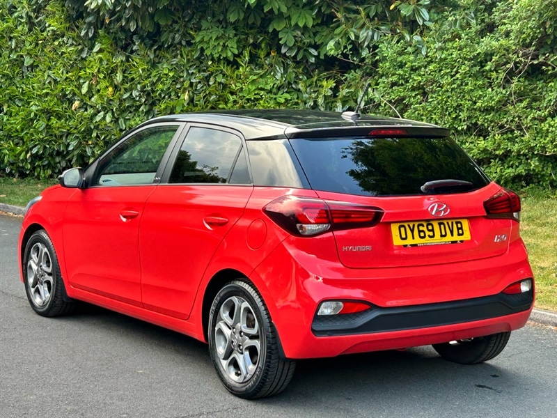 Used Hyundai i20 2019 for sale - 76057230: Photo 3