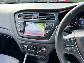 Used Hyundai i20 2019 for sale - 76057230: Photo 4