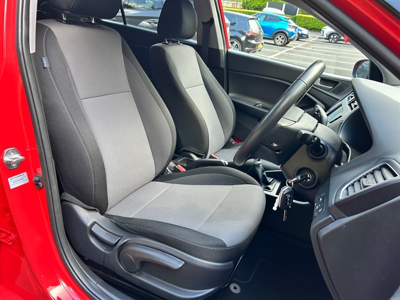 Used Hyundai i20 2019 for sale - 76057230: Photo 7