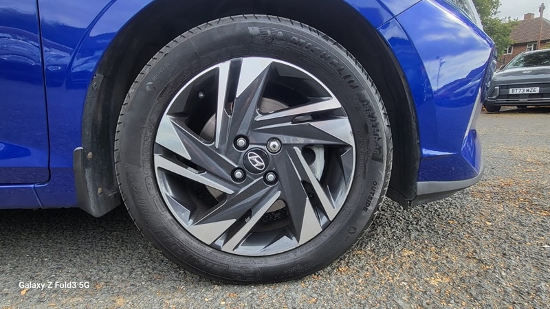 Used Hyundai i20 2023 for sale - 76197413: Photo 3
