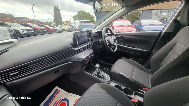 Used Hyundai i20 2023 for sale - 76197413: Photo 35