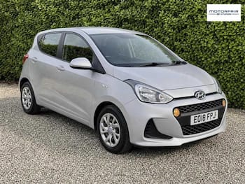 Used Hyundai i10 2018 for sale - 79629999: Photo