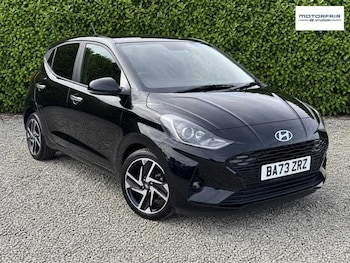 Used Hyundai i10 2023 for sale - 79502797: Photo