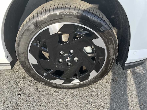 Used Hyundai KONA 2024 for sale - 74262040: Photo 15