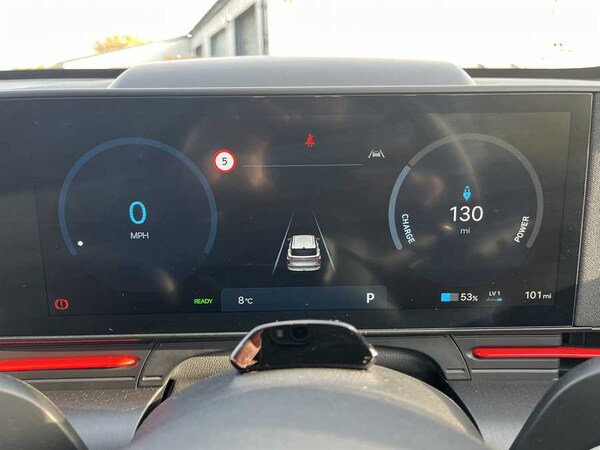 Used Hyundai KONA 2024 for sale - 74262040: Photo 8