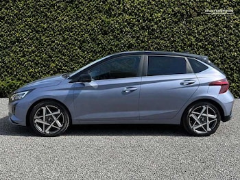 Used Hyundai i20 2024 for sale - 79359506: Photo