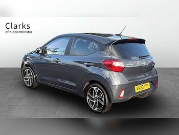 Used Hyundai i10 2023 for sale - 78483111: Photo