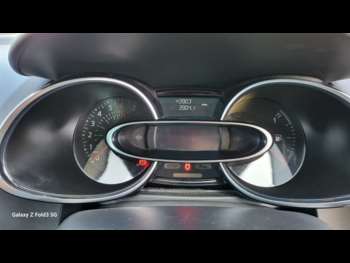 Used Renault Clio 2018 for sale - 74390617: Photo