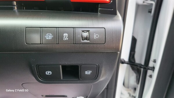 Used Hyundai KONA 2023 for sale - 76057231: Photo 13