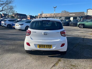 Used Hyundai i10 2016 for sale - 78483045: Photo