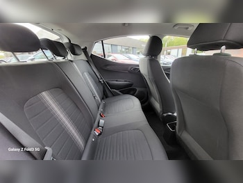 Used Hyundai i10 2022 for sale - 76211057: Photo 2