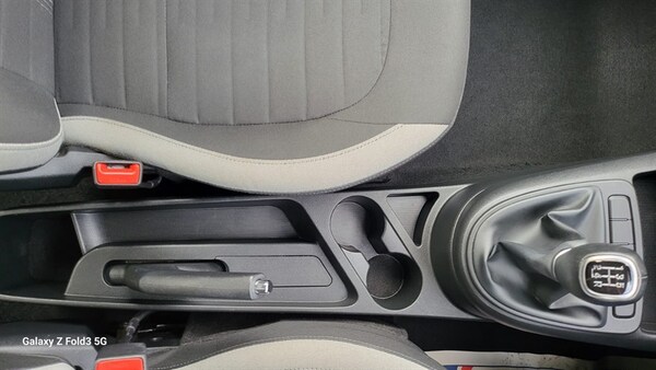 Used Hyundai i10 2022 for sale - 76211057: Photo 31