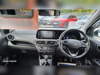 Used Hyundai i10 2022 for sale - 76211057: Photo 3