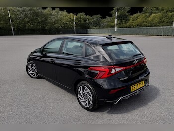 Used Hyundai i20 2024 for sale - 78806938: Photo