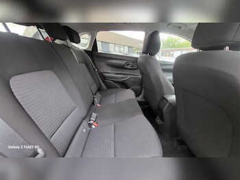 Used Hyundai i20 2023 for sale - 76197423: Photo 3