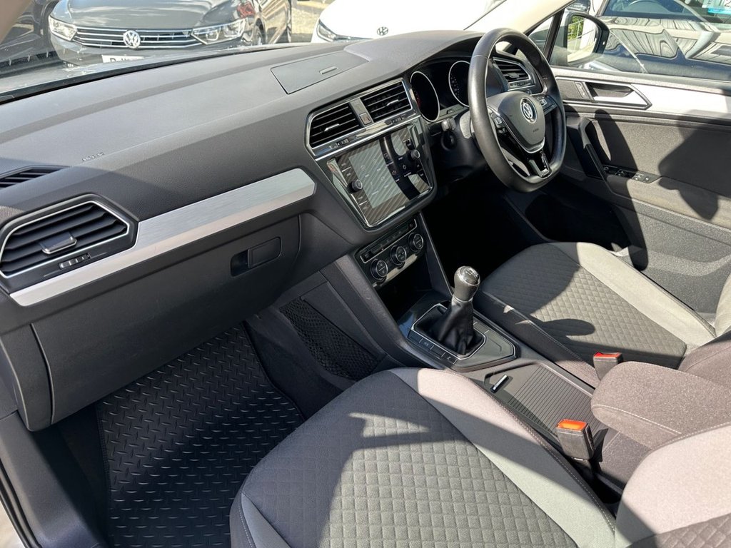 Used Volkswagen Tiguan 2018 for sale - 76039431: Photo 14