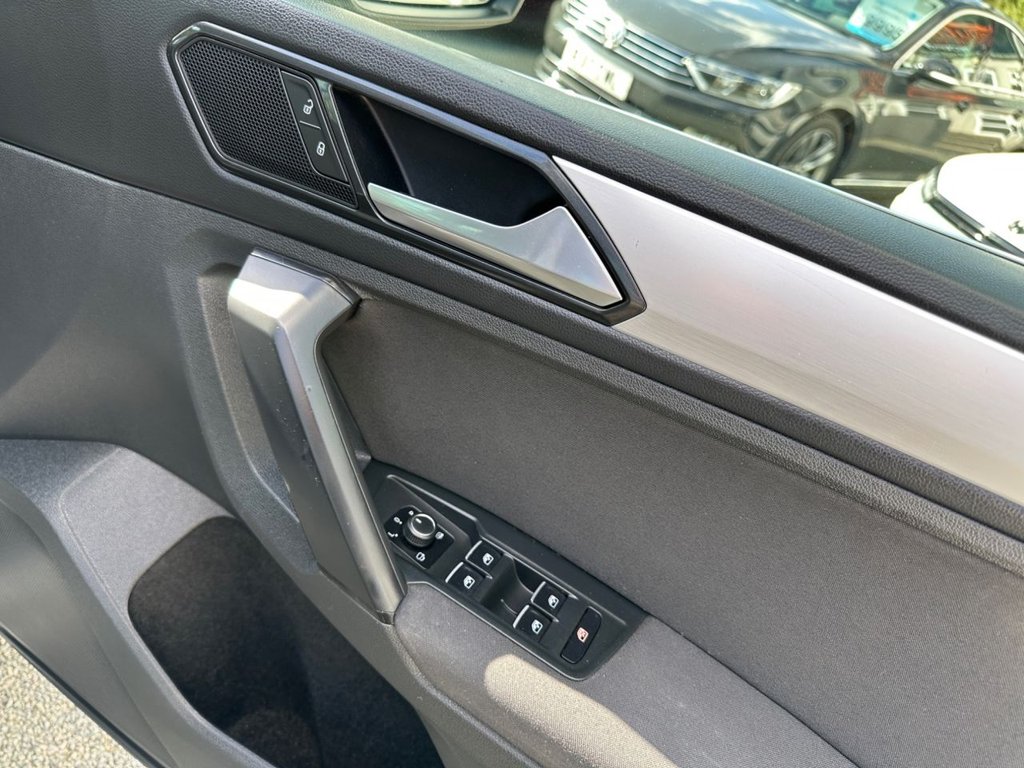 Used Volkswagen Tiguan 2018 for sale - 76039431: Photo 38