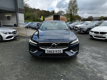 Used Volvo V60 2018 for sale - 78256560: Photo