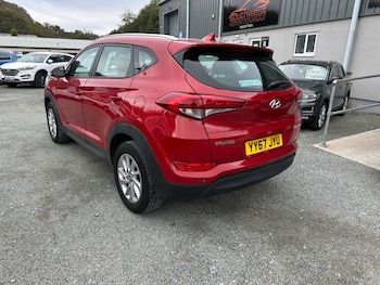 Used Hyundai TUCSON 2017 for sale - 76279933: Photo 4
