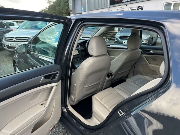 Used Volkswagen Golf 2017 for sale - 76267104: Photo 15