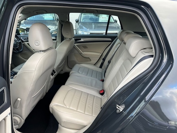 Used Volkswagen Golf 2017 for sale - 76267104: Photo 16