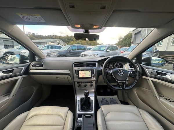 Used Volkswagen Golf 2017 for sale - 76267104: Photo 19