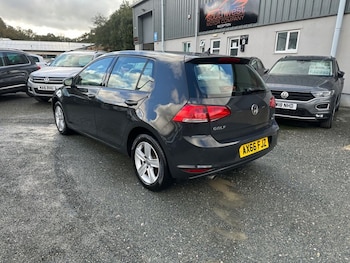 Used Volkswagen Golf 2017 for sale - 76267104: Photo 4
