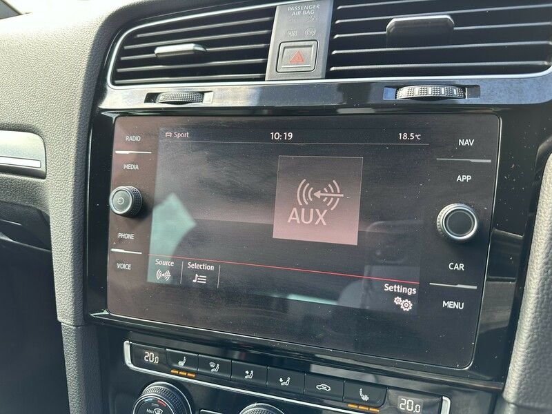 Used Volkswagen Golf 2017 for sale - 76765045: Photo 25