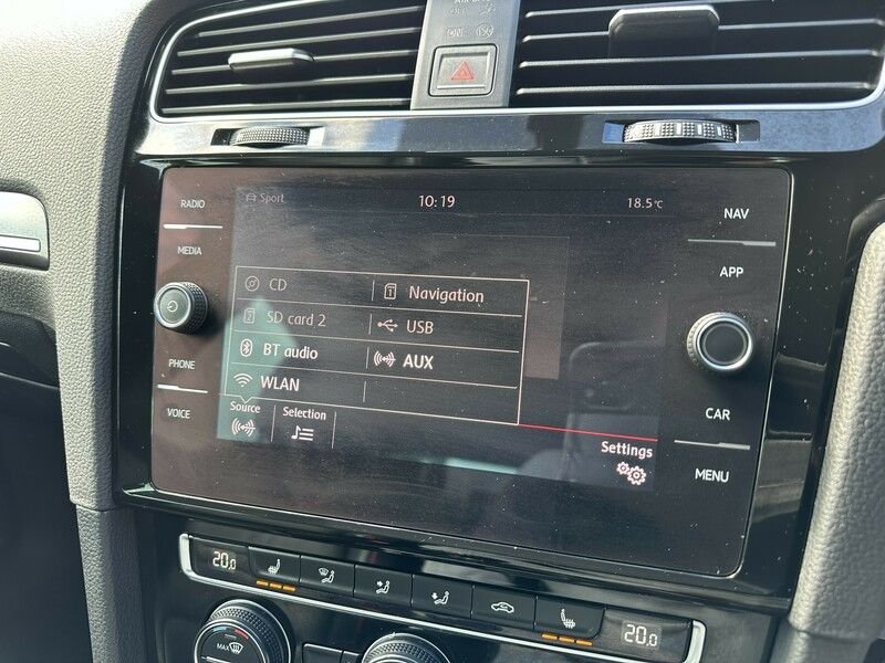 Used Volkswagen Golf 2017 for sale - 76765045: Photo 26