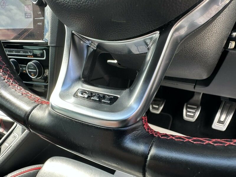 Used Volkswagen Golf 2017 for sale - 76765045: Photo 36