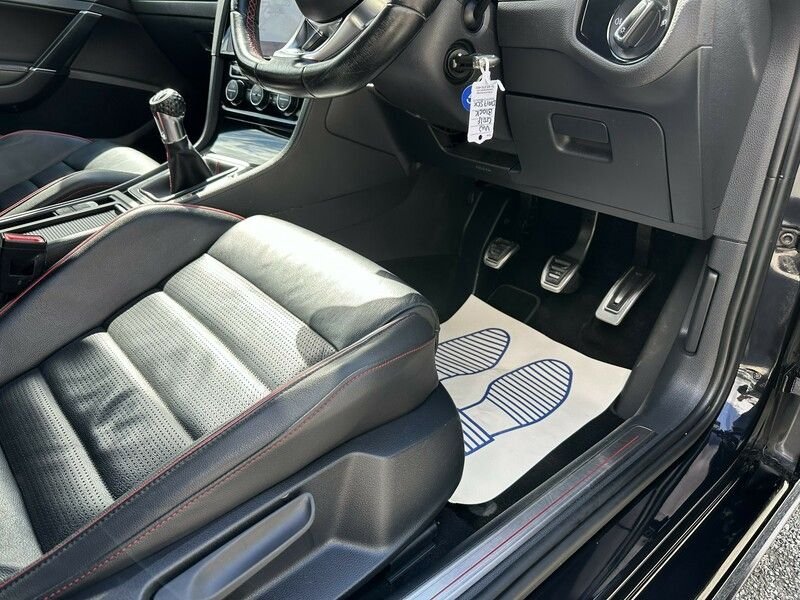 Used Volkswagen Golf 2017 for sale - 76765045: Photo 38