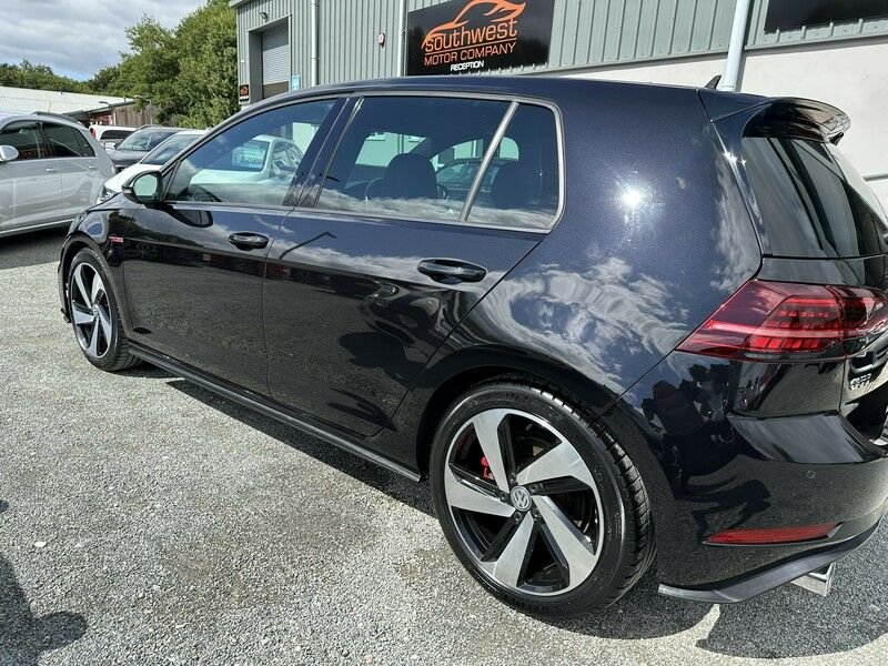 Used Volkswagen Golf 2017 for sale - 76765045: Photo 45