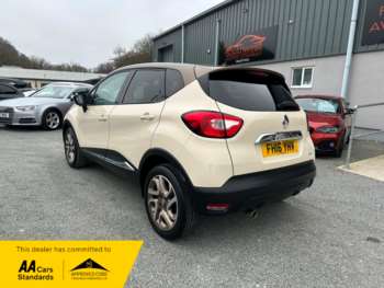 Used Renault Captur 2016 for sale - 74170106: Photo