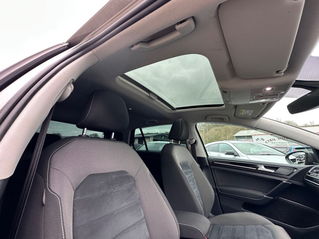 Used Volkswagen Golf 2016 for sale - 77792357: Photo 35