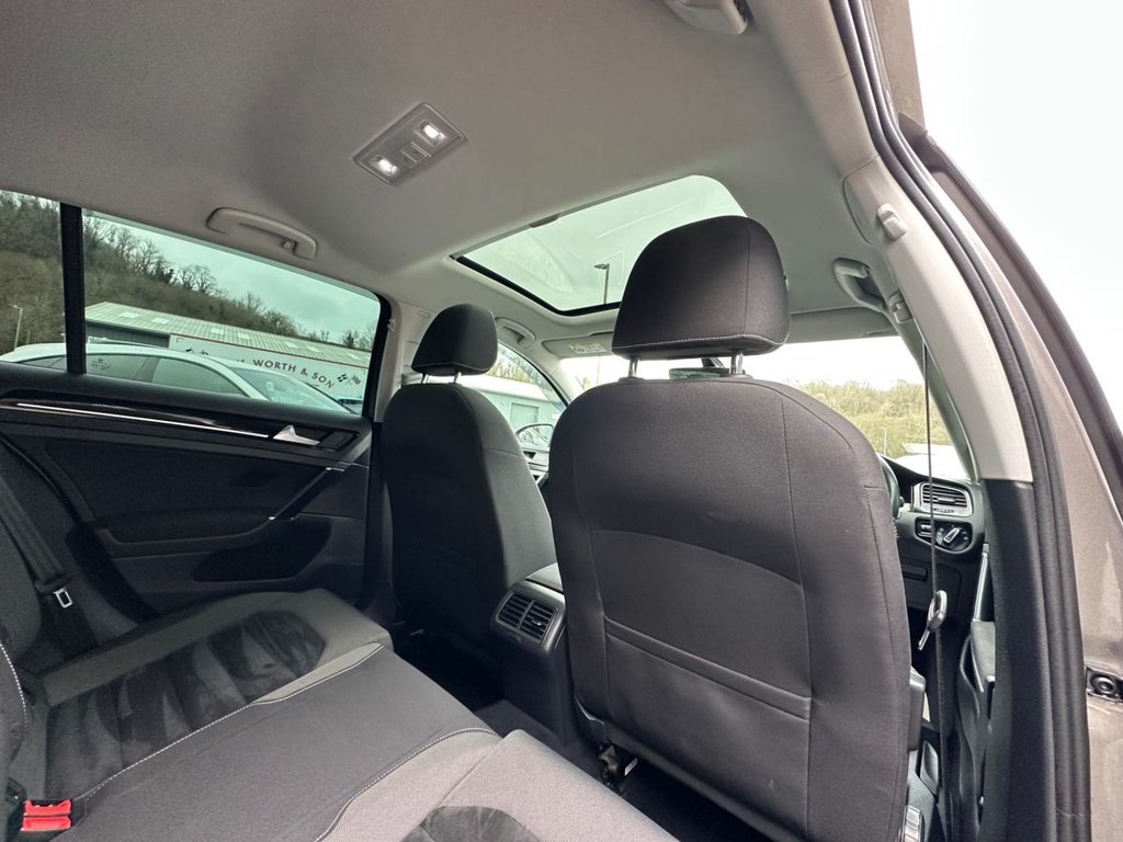 Used Volkswagen Golf 2016 for sale - 77792357: Photo 36