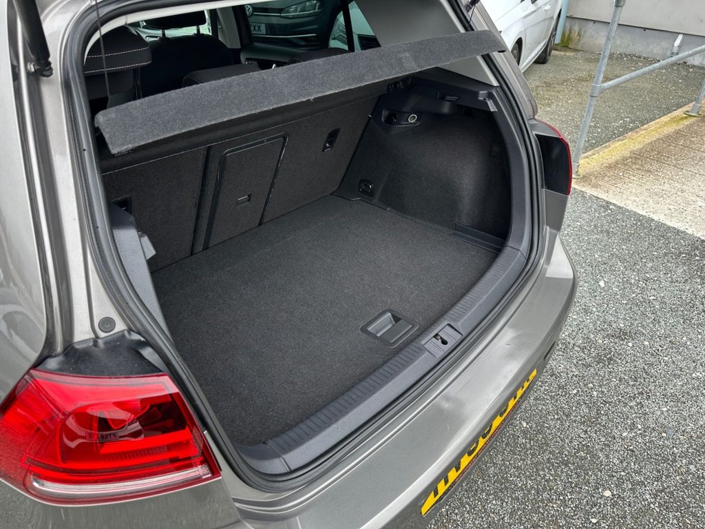 Used Volkswagen Golf 2016 for sale - 77792357: Photo 37