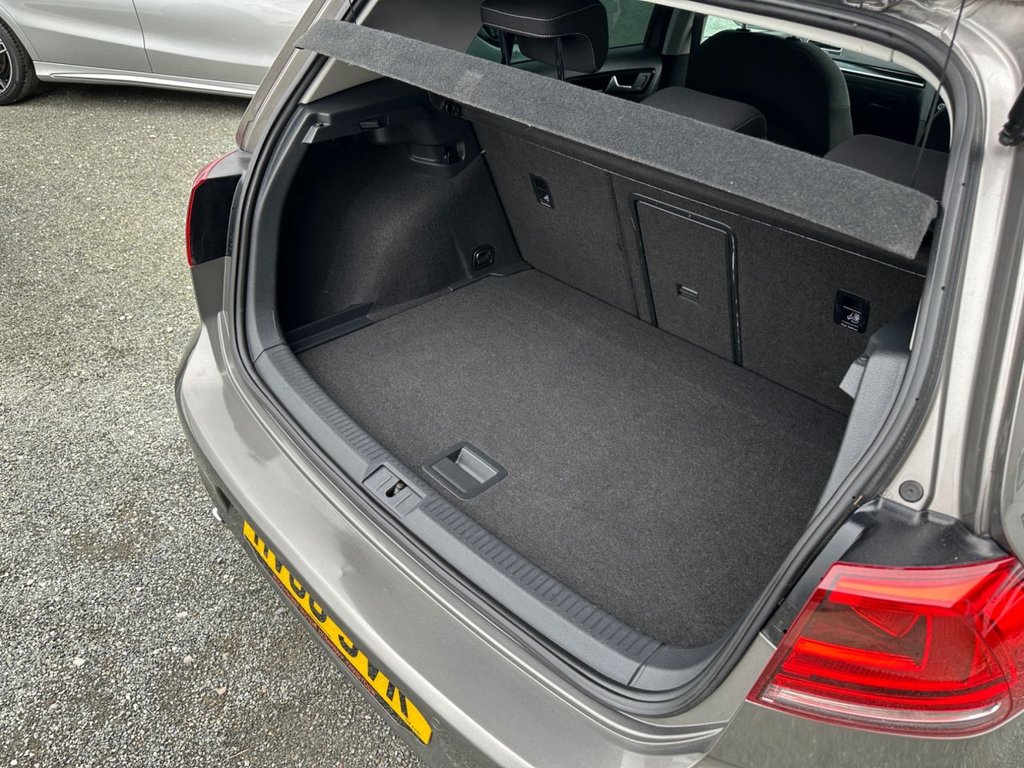 Used Volkswagen Golf 2016 for sale - 77792357: Photo 38